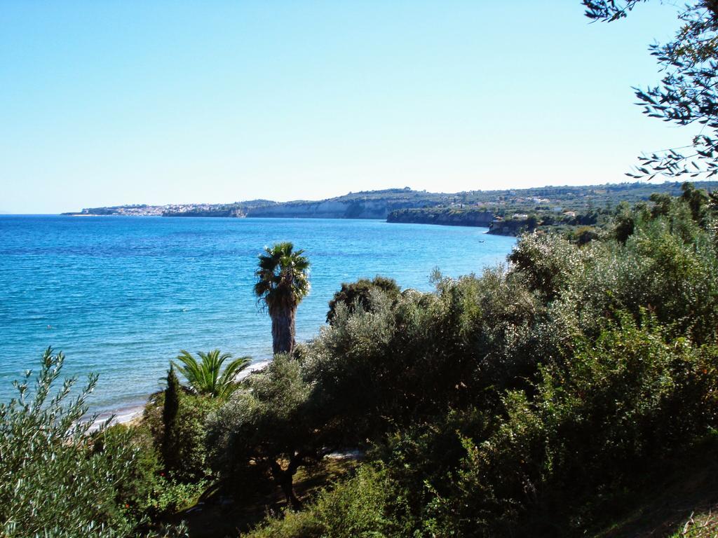 Villa Panorama Michalis Haikos Two Minutes Walk To The Beach Peroulia Kompoi Exterior photo