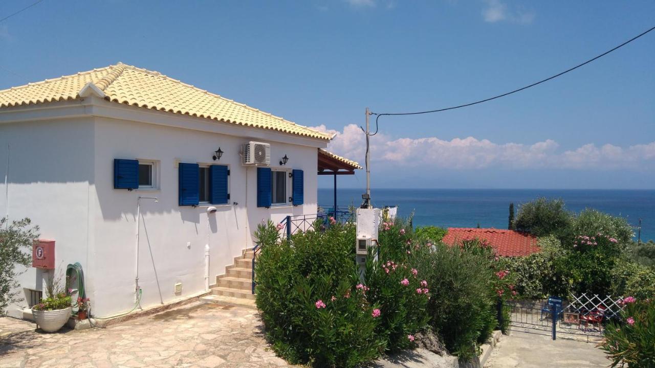 Villa Panorama Michalis Haikos Two Minutes Walk To The Beach Peroulia Kompoi Exterior photo